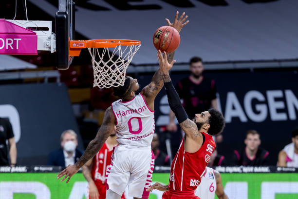 斯塔赫扳平 斯塔赫扳平