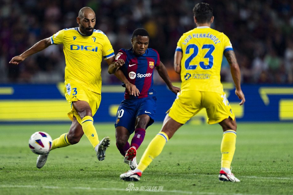 相比过去依 相比过去依