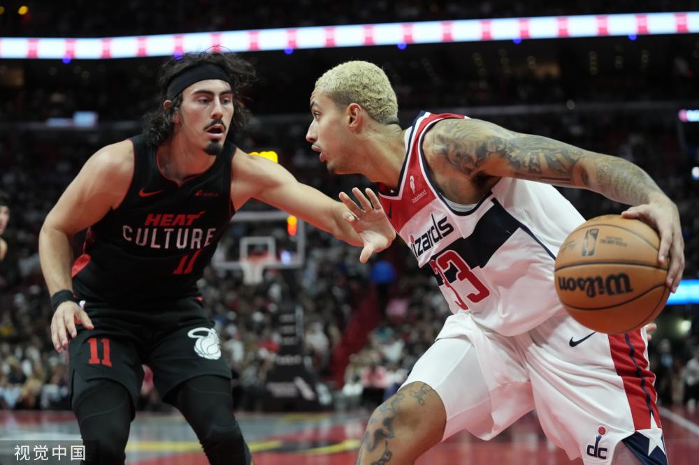 米兰后卫埃 米兰后卫埃